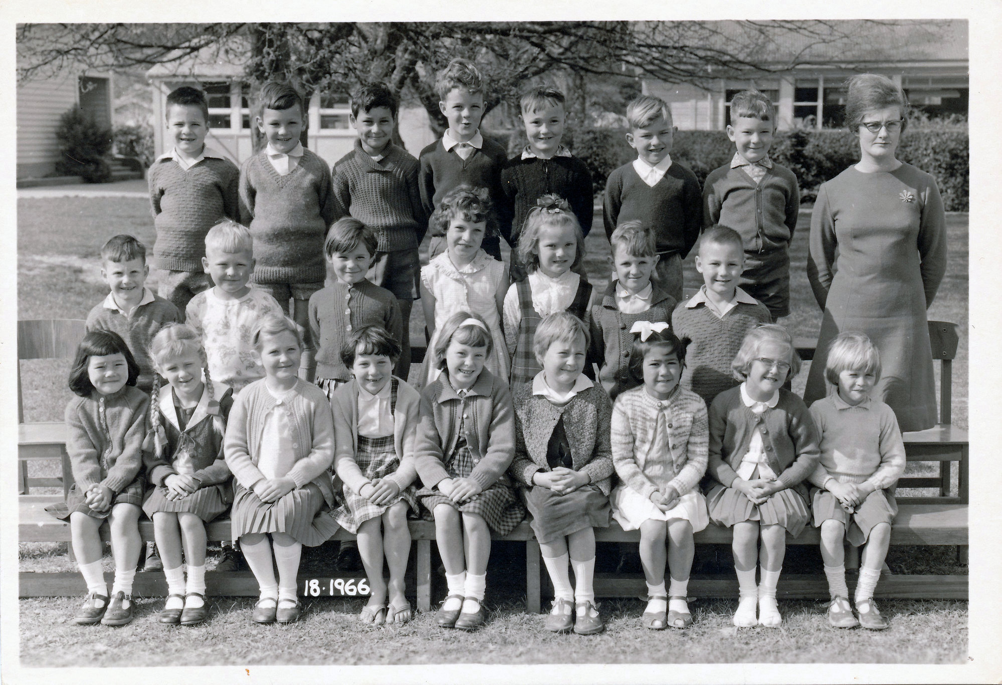 Upper Hutt School, unidentified class; 1966