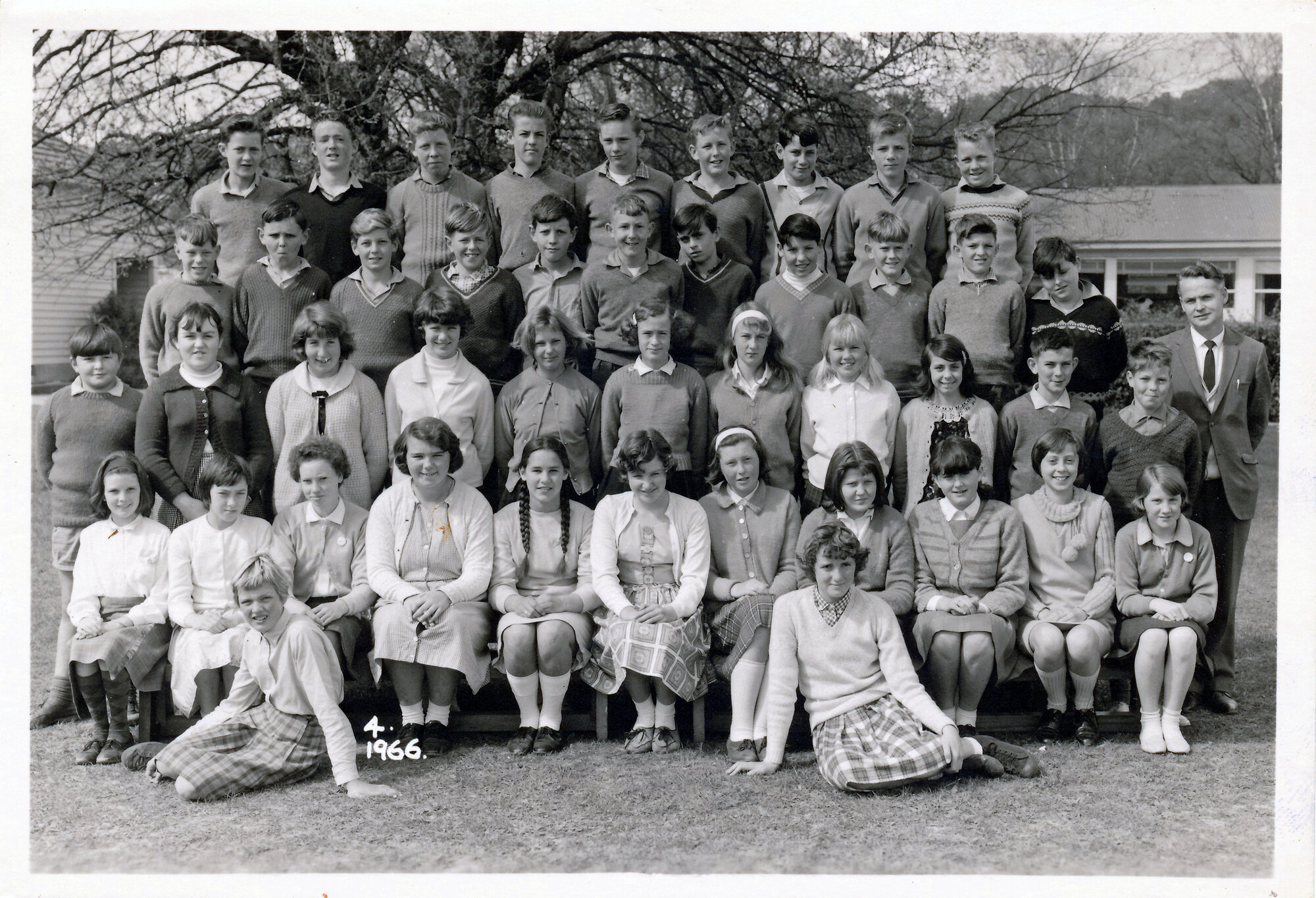 Upper Hutt School, unidentified class; 1966