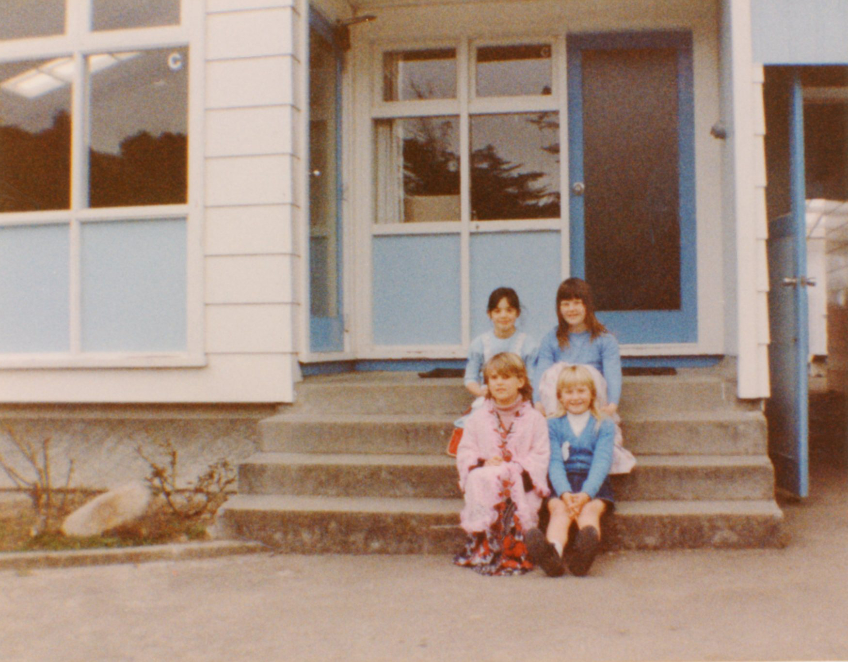 46th Pencarrow Brownie Pack (Upper Hutt); Smurfs Pack Holiday