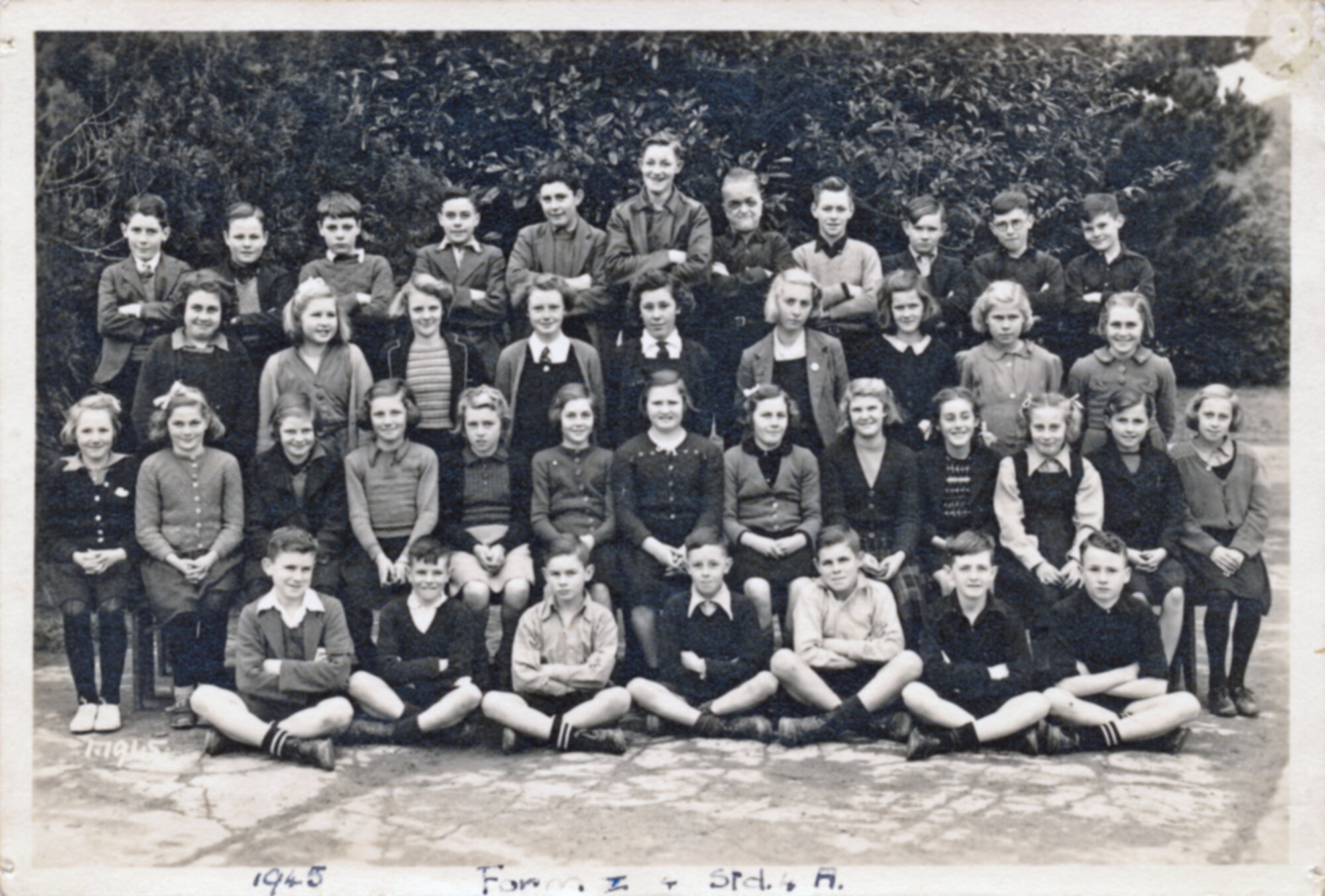 Upper Hutt School, Standard 4a and Form 1; 1945