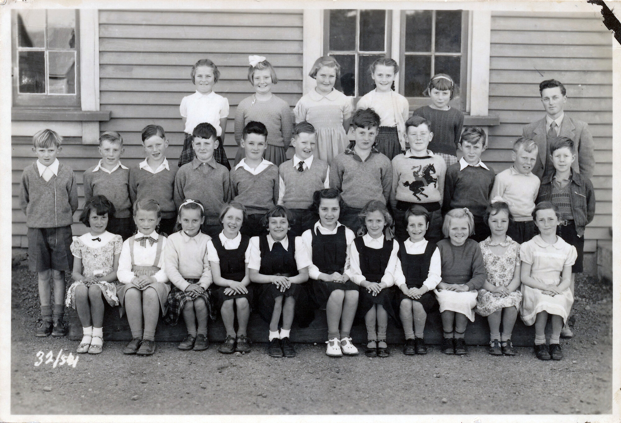 Upper Hutt School, unidentified class; 1954