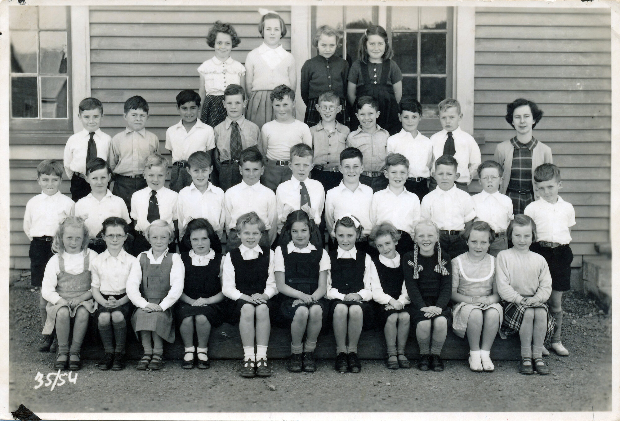 Upper Hutt School, unidentified class; 1954