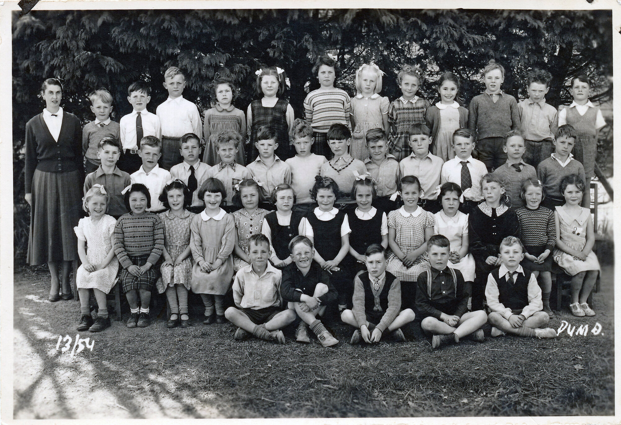 Upper Hutt School, unidentified class; 1954