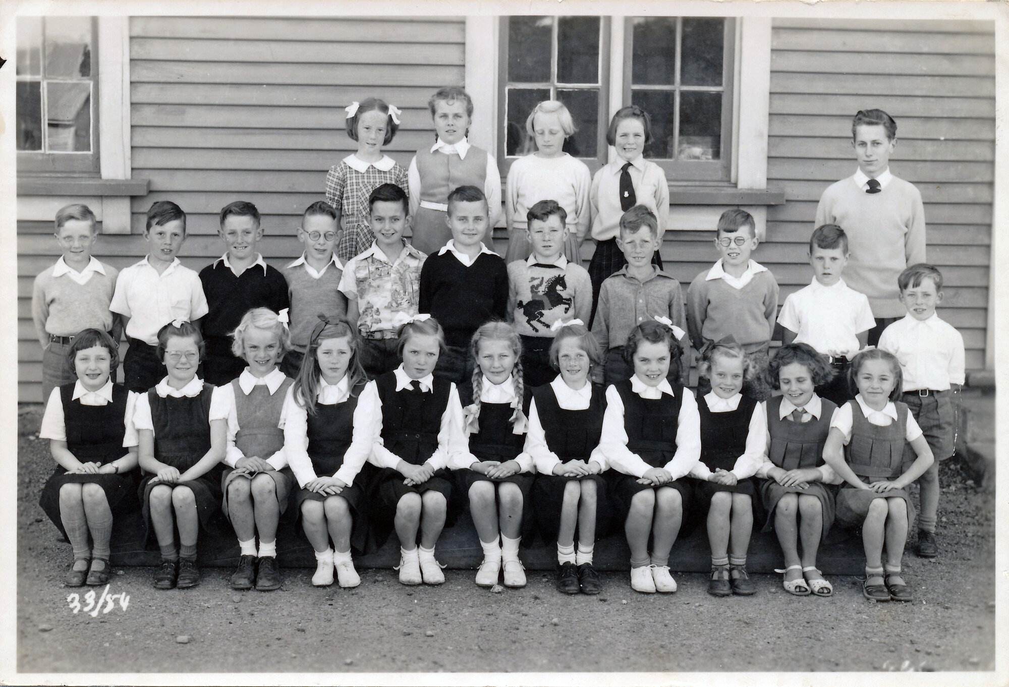 Upper Hutt School, unidentified class; 1954