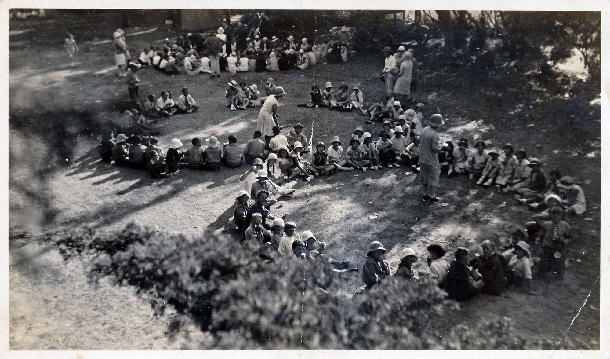 Upper Hutt School, teatime at Trentham Racecourse; c.1925