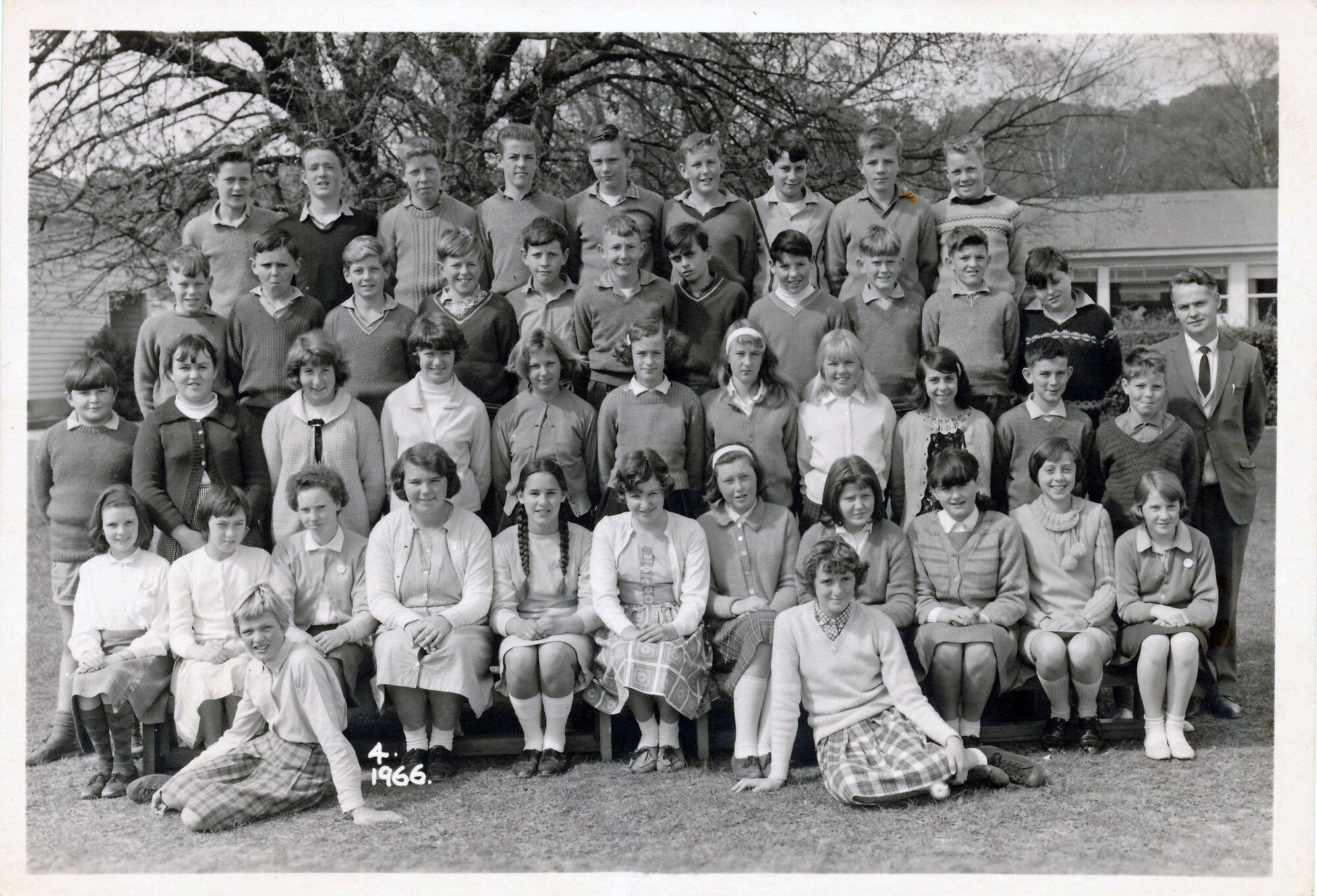 Upper Hutt School, unidentified class; 1966