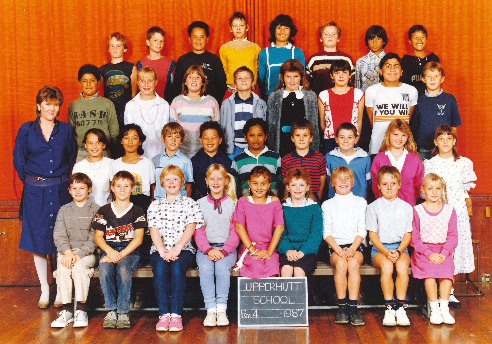 Upper Hutt School, Room 4; 1987