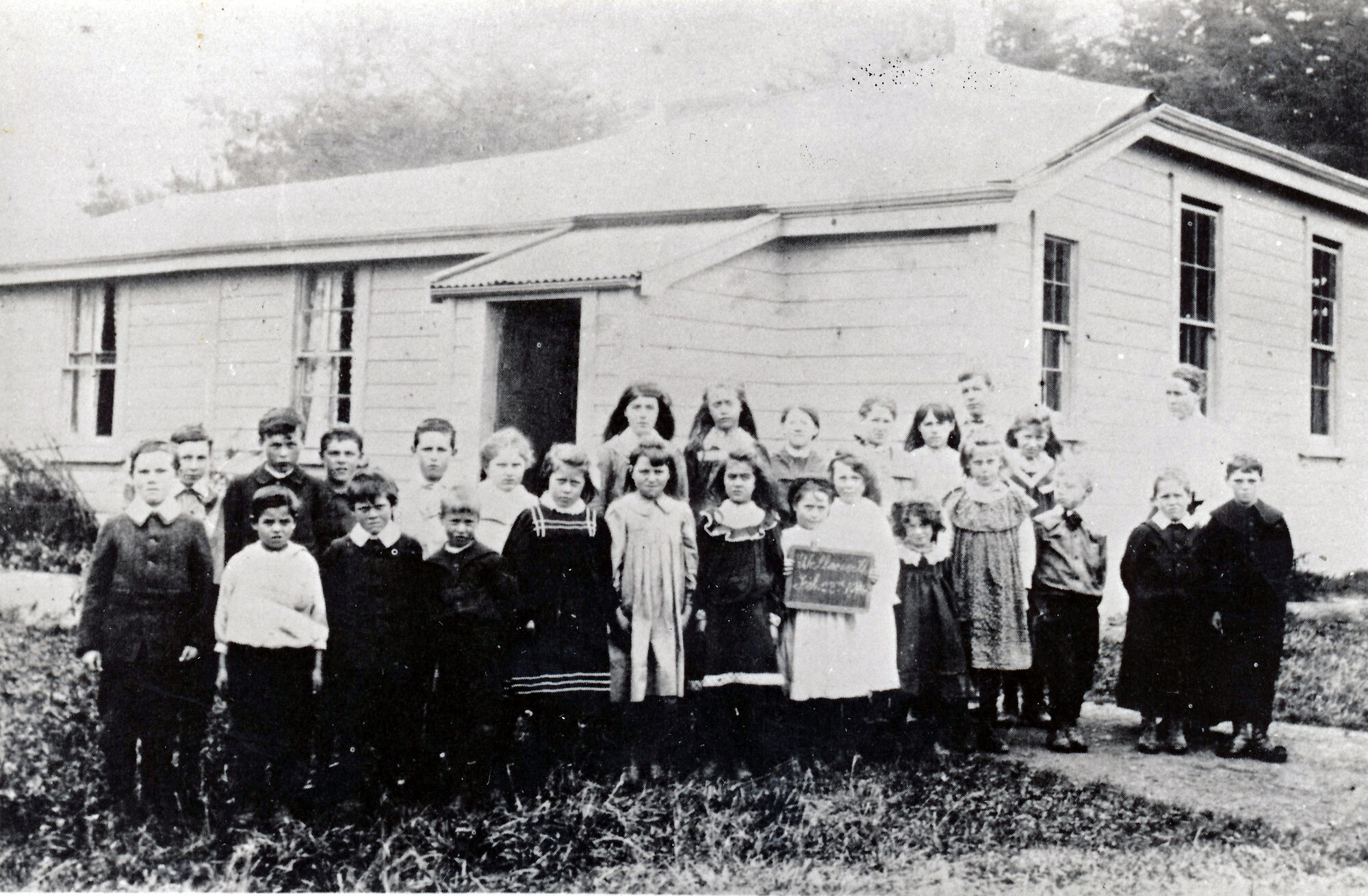 Wallaceville School; c.1910