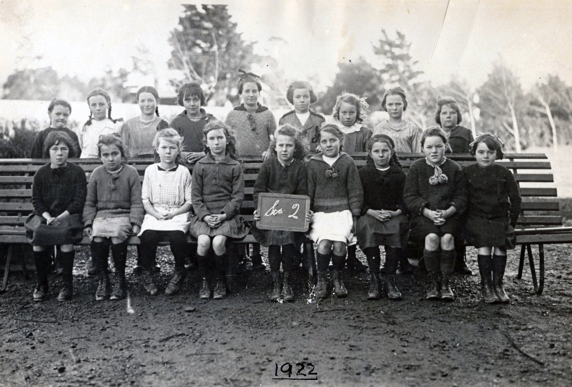 Upper Hutt School, Standard 2 girls; 1922