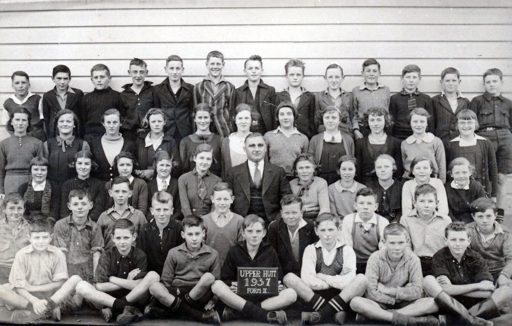 Upper Hutt School, Form 2; 1937