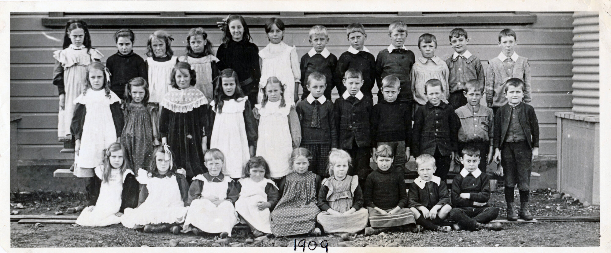 Upper Hutt School, unidentified class; 1909