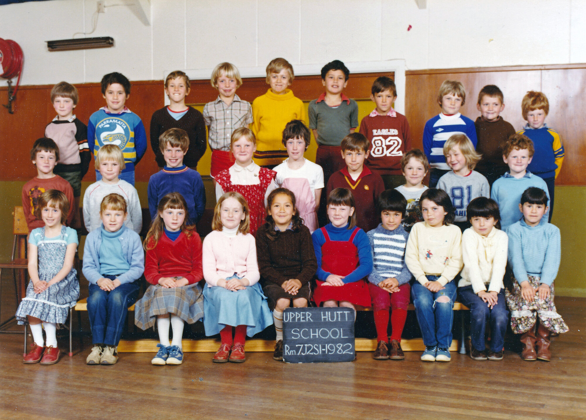Upper Hutt School, Room 7, J2 and Standard 1; 1982