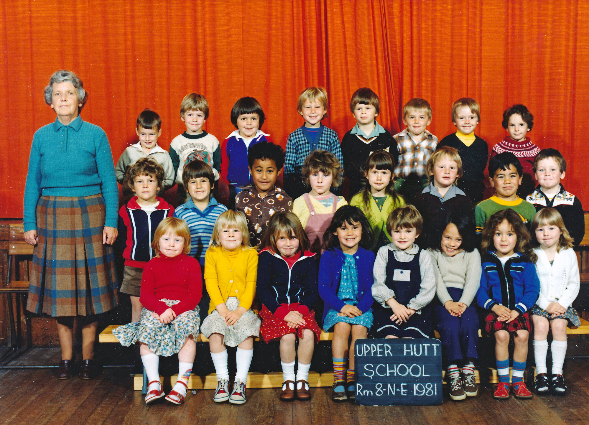 Upper Hutt School, Room 8, New Entrants; 1981