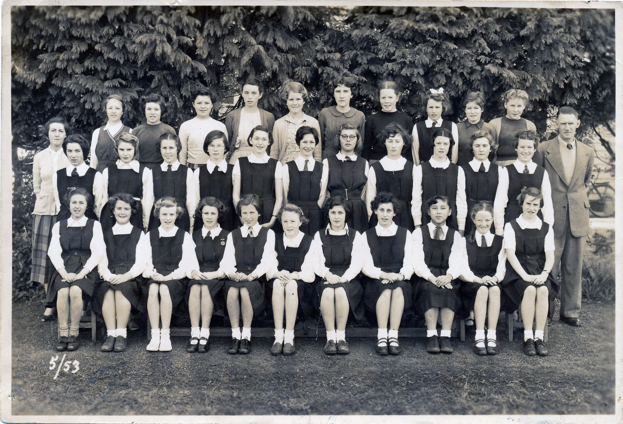 Upper Hutt School, unidentified class; 1953