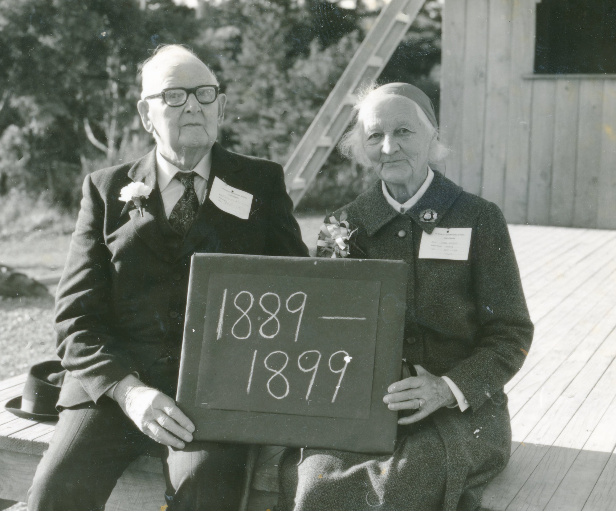 Former Students of Mungaroa School; 1979