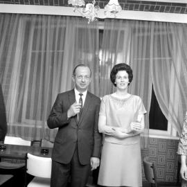 Pahl/Phal(?) 21st, Upper Hutt Club. Gordon and Patricia Hamilton.