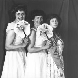 Heretaunga Players; Old-Time Theatre: Pat Christianson, Joan Moran, Kim Ellis.