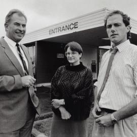 Upper Hutt Health Centre; Opposition health spokesman Don McKinnon with doctors Wendy Maidment, Michael Sim.