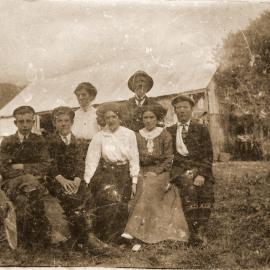 Clifford family group, Mangaroa, c. 1915