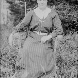 Clifford family; May Clifford, Arthur Clifford's wife?