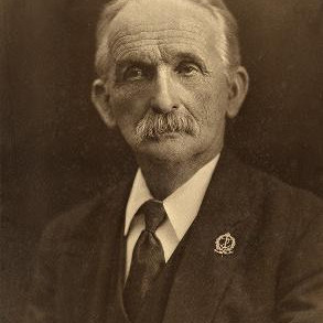 Angus McCurdy