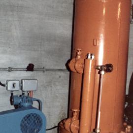 Kingsley Heights 1978 06; pumps & pressure vessels 02