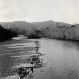 Te Awa Kairangi / Hutt River; Whakamoonie, from Moonshine Road bridge