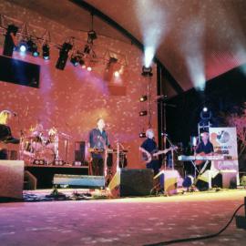 Upper Hutt City of Song concert 2002; Harcourt Park; The Fourmyula's five members.