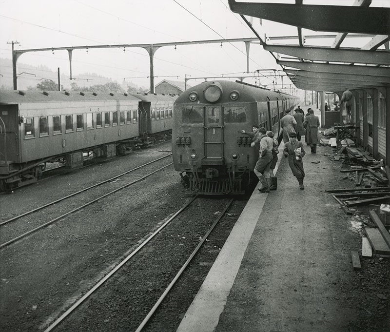 Upper Hutt railway station 1955; under construction