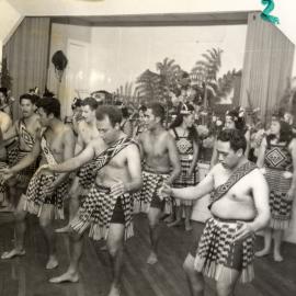 Māwai Hakona; visit by Native Americans A  2 