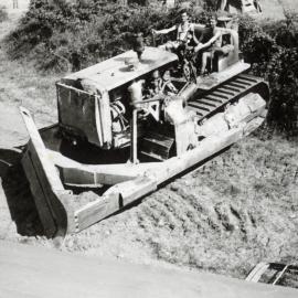 Military Service, World War II; engineers; bulldozer; Caterpillar D 8.