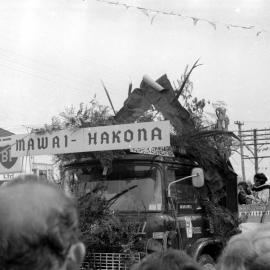 Upper Hutt Queen Carnival Parade 020; Māwai Hakona