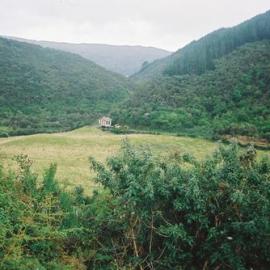 House relocation; from 10 Parliament St, Lower Hutt, to Karapoti  2; smaller unit. 
