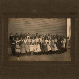 Upper Hutt Primary School; class photo; 1912