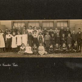 Upper Hutt Primary School; class photo; 1909 or later