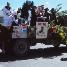 Christmas Parade 1977; Heretaunga Players 1.