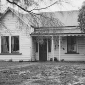 Golders cottage; offered to interested groups as an alternative to demolition.