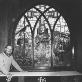 Craufurd Murray with stained-glass window, St Hilda's Anglican church, 1983