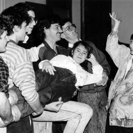 Upper Hutt Operatic Society; "We'll Meet Again", sponsored by the Rimutaka Licensing Trust ($5000).