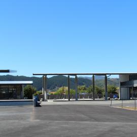 Upper Hutt College buildings 2015  3; Main Entrance canopy