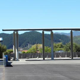 Upper Hutt College buildings 2015  7; Entrance panorama view