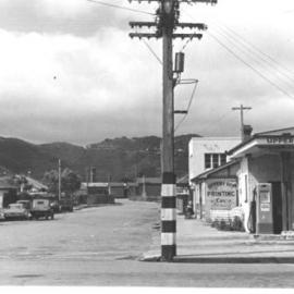 Main St, Upper Hutt, Jan. 1948; south side 21, Princes Street-Upper Hutt  Petrol (R5)