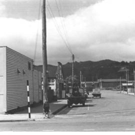 Main St, Upper Hutt, Jan. 1948; south side 20, Kiwi Butchery-Princes Street (R6)