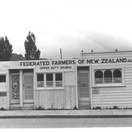 Main St, Upper Hutt, January 1948; south side 1, Askew, Federated Farmers, Gospel Hall (R25)