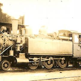 New Zealand Railways locomotive, Wd 2-6-4 T class; number 327