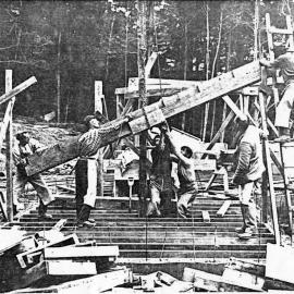 House, Chatsworth Road; No. 71, 'Woodhill'; 'getting up the beams'.