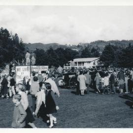 City status celebrations 1966, Maidstone Park; small floats, in the crowd.