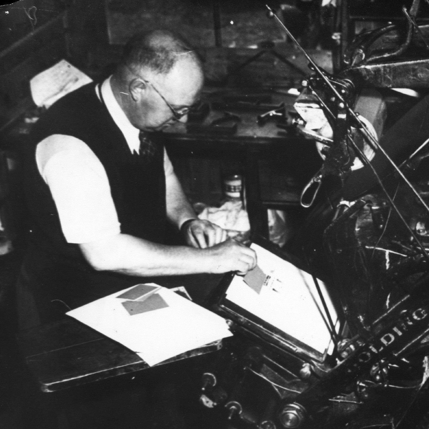Ashford, Ralph Hilton; 'Leader' founder