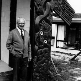 Jock McEwen, Ōrongomai marae, 1990
