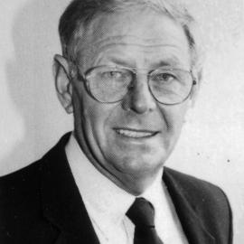 Geoff Geering; Local Government Association president.